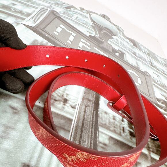 Coach C7121 Signature Buckle Belt With Horse And Carriage Print, 25 MM Size